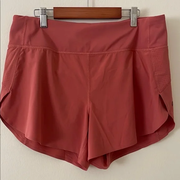Like New, Women's Red Athletic Shorts - Picture 6 of 6